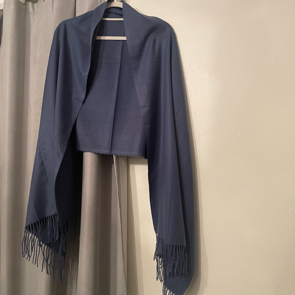 100% Cashmere scarf/shawl